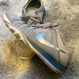 NIKE free sneakers 8.5 grey and blue